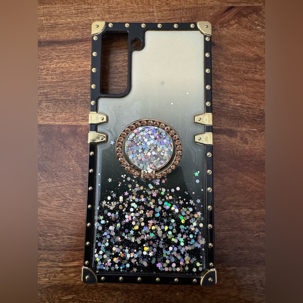 Samsung S10 PLUS Glittery Black and Gold Phone Case